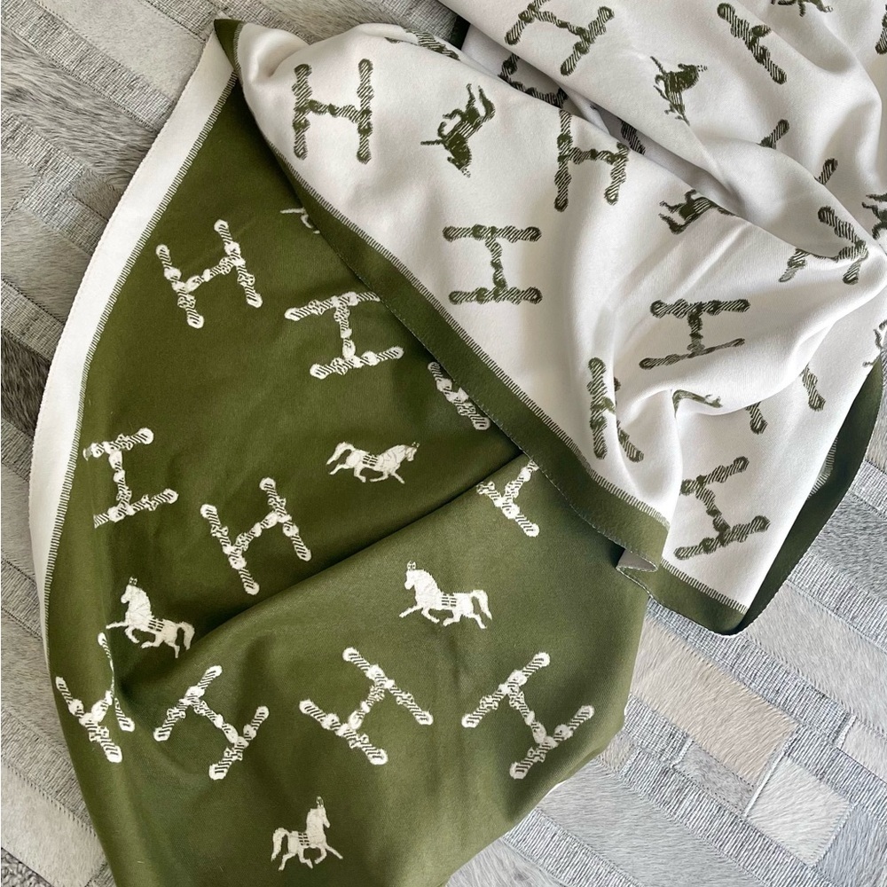 Beautiful Hermès “like” Scarves - Picture 2 of 8